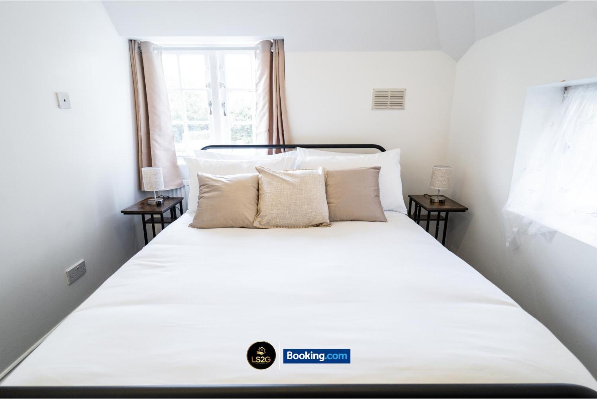 Casa vacanze Amazing 3 Bedroom House By Ls2g Short Lets & Serviced Greater With Free Parking *